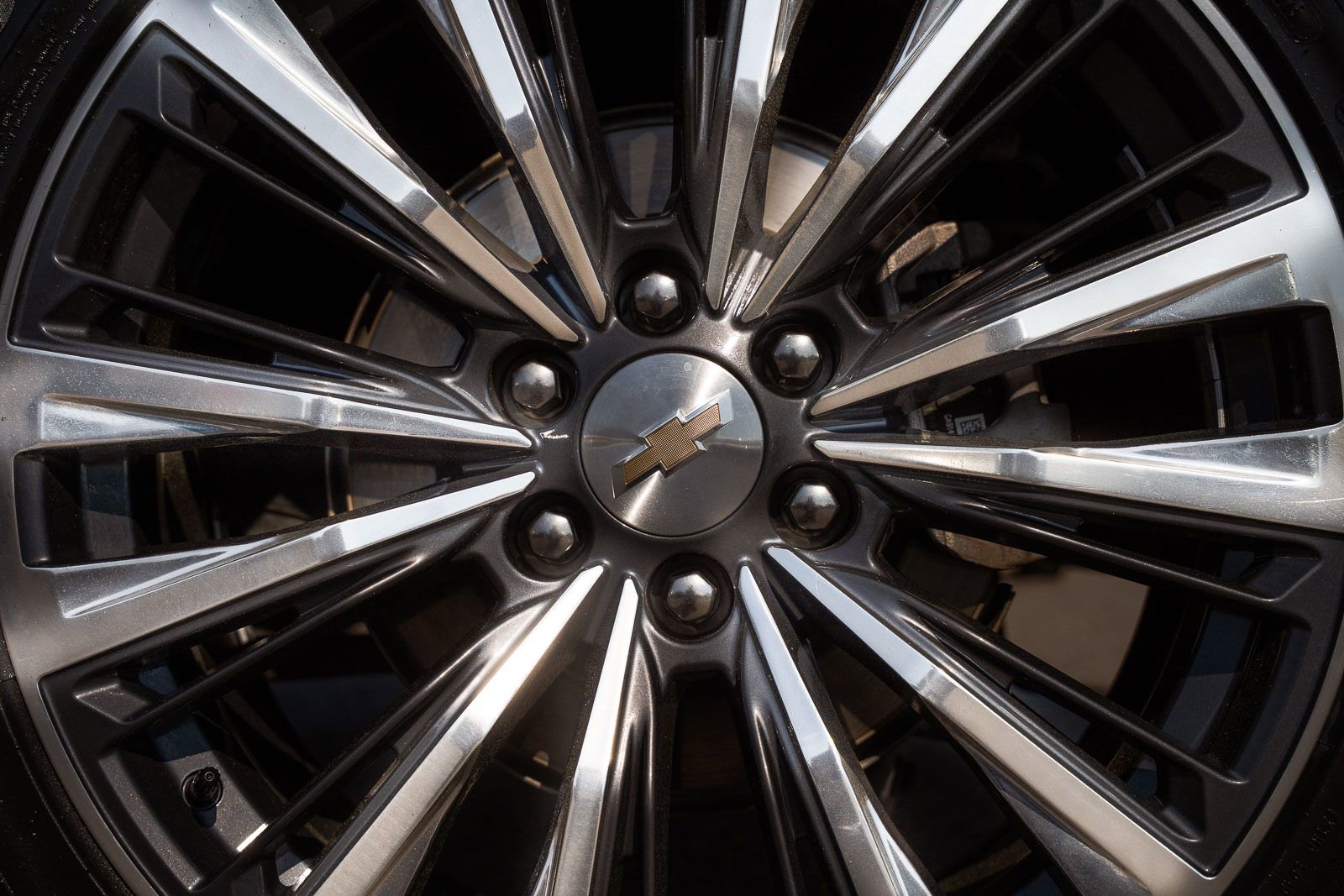 Used 2024 Chevrolet Tahoe LT image 9