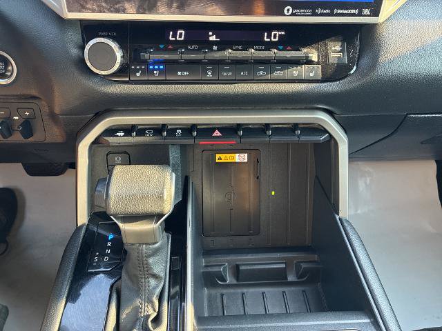 Used 2024 Toyota Tundra Limited AWD/4WD image 25