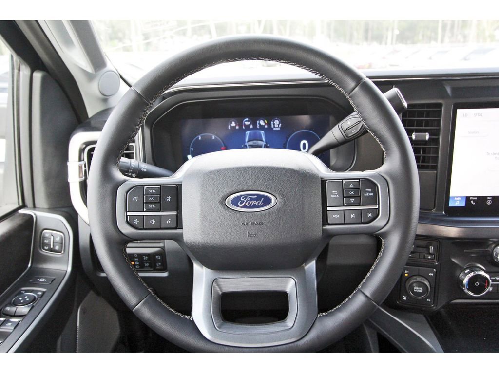 Certified 2025 Ford F250 Lariat w/ FX4 Off-Road Package image 14