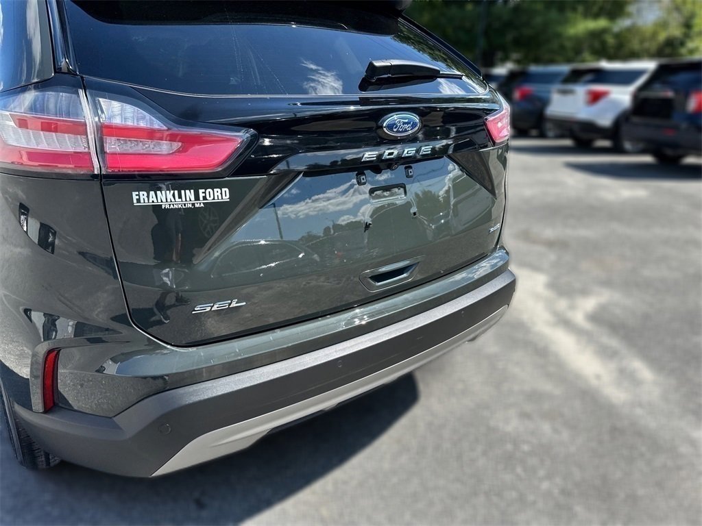 Certified 2022 Ford Edge SEL w/ Convenience Package image 5