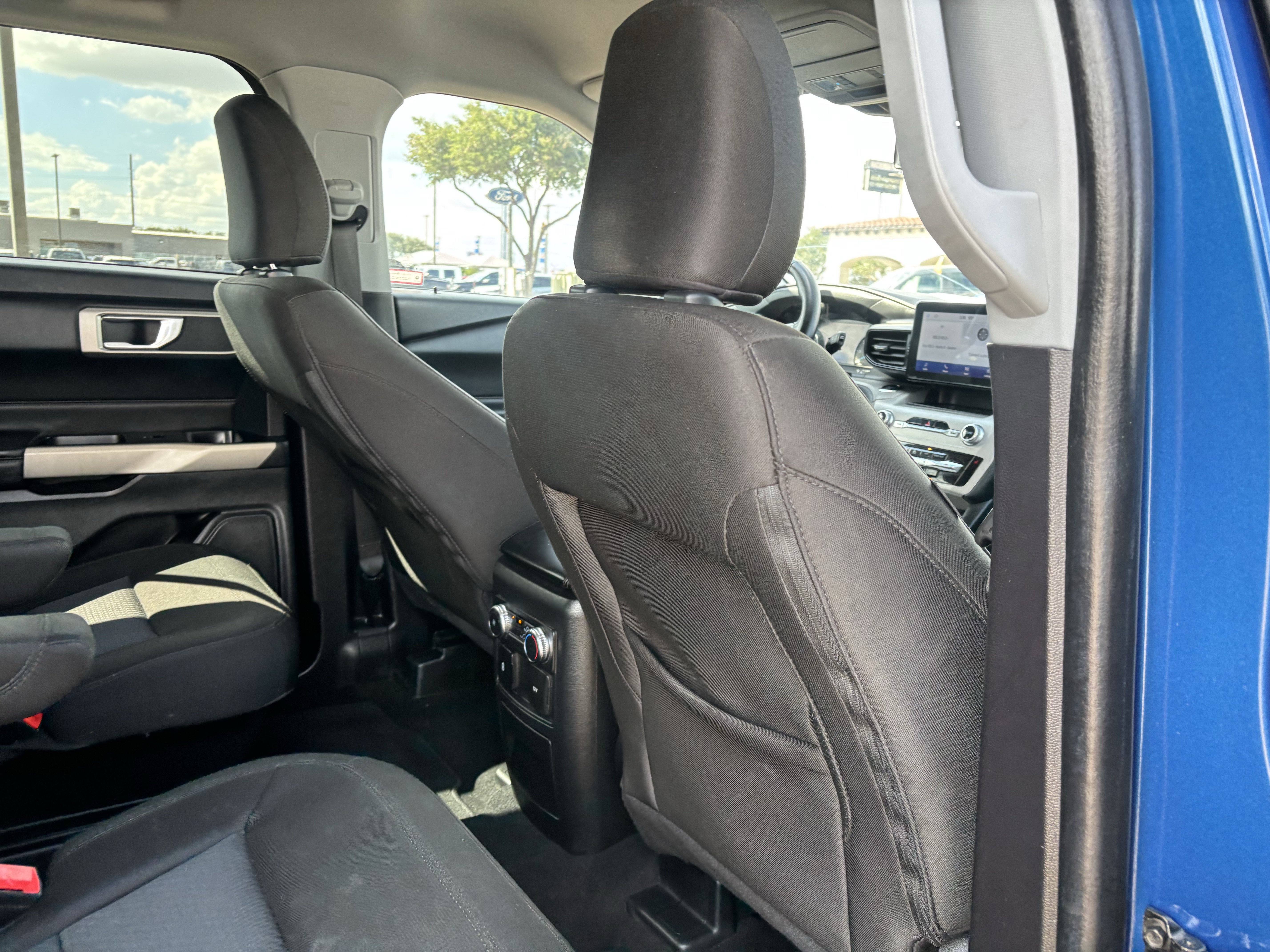Certified 2022 Ford Explorer XLT RWD image 20