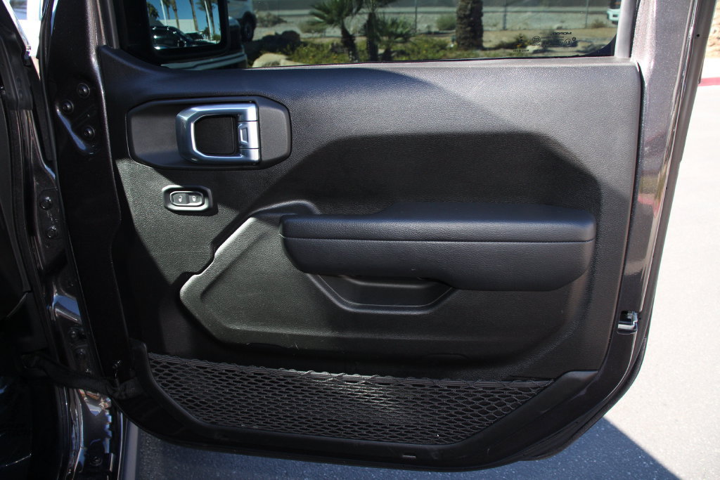 Used 2024 Jeep Wrangler Unlimited Sport AWD/4WD image 28