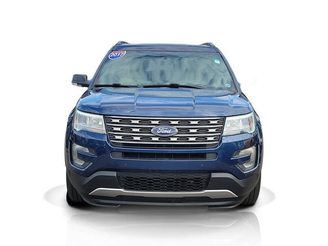 Certified 2017 Ford Explorer XLT w/ Equipment Group 202A FWD image 2