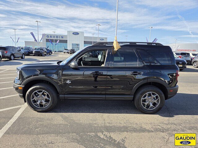 Certified 2023 Ford Bronco Sport Outer Banks w/ Tech Package AWD/4WD image 4