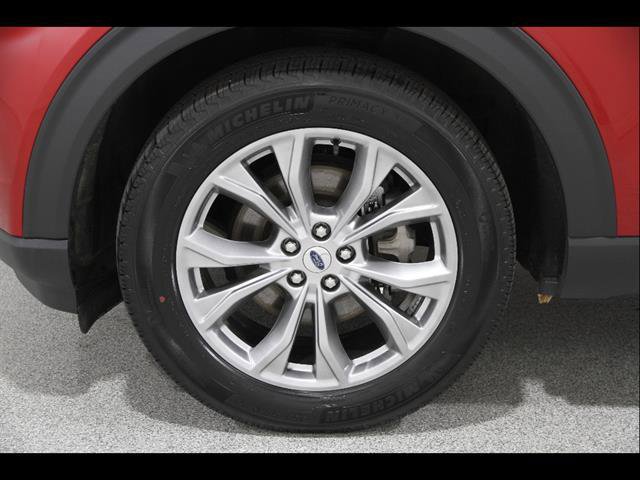 Certified 2024 Ford Explorer XLT w/ Equipment Group 202A image 23