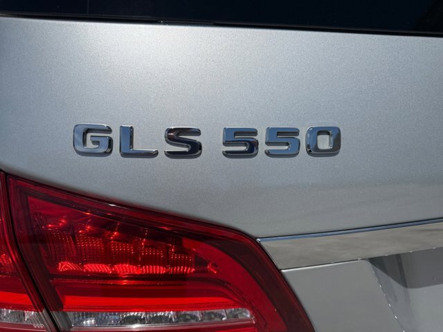 Used 2019 Mercedes-Benz GLS 550 4MATIC image 24