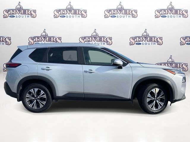 Used 2023 Nissan Rogue SV w/ SV Premium B Package FWD image 3