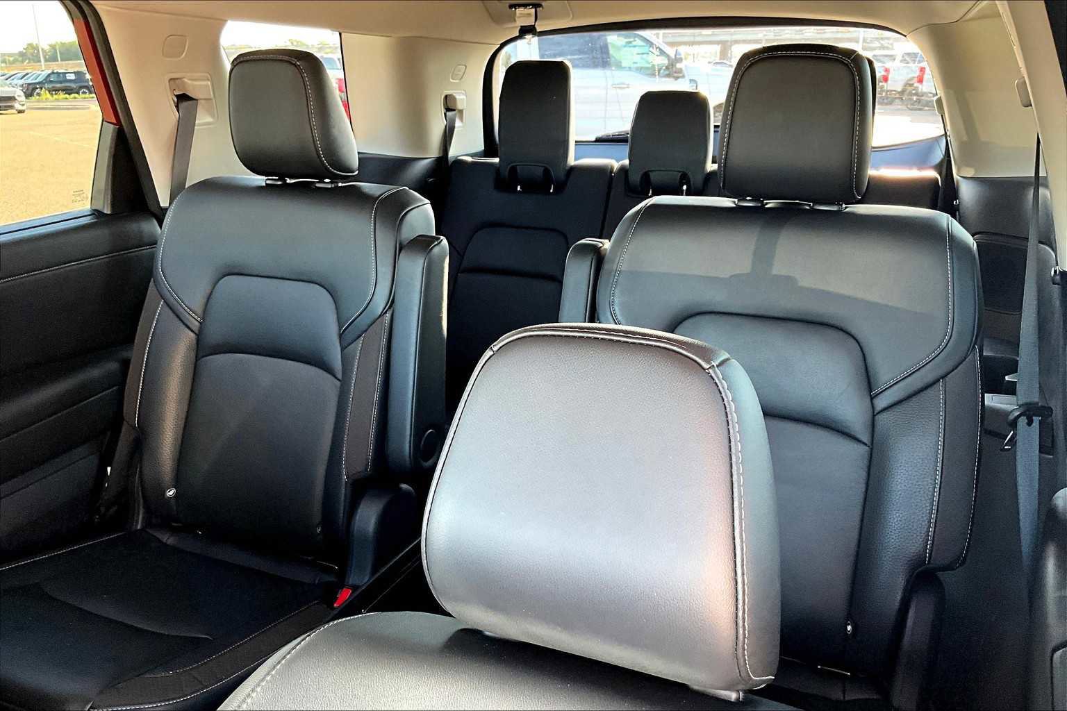 Used 2023 Nissan Pathfinder SL w/ SL Premium Package image 34