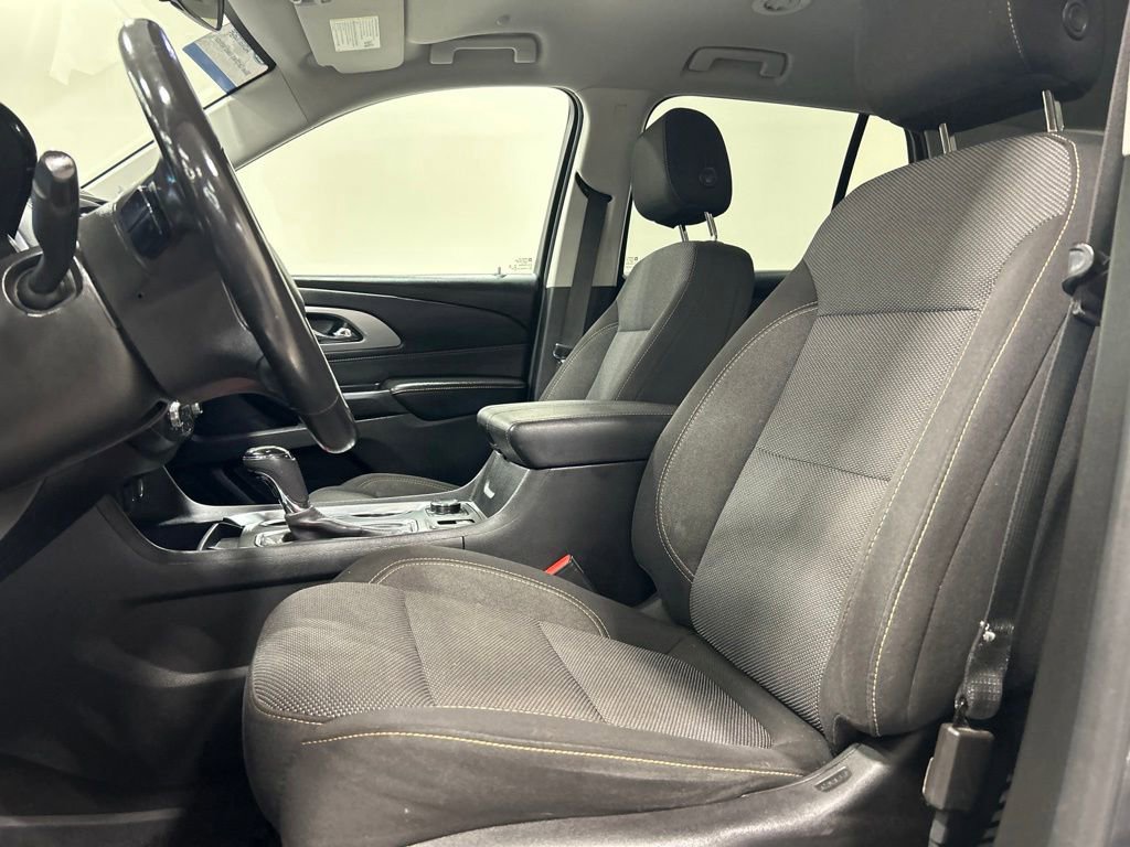 Used 2019 Chevrolet Traverse LT AWD/4WD image 11
