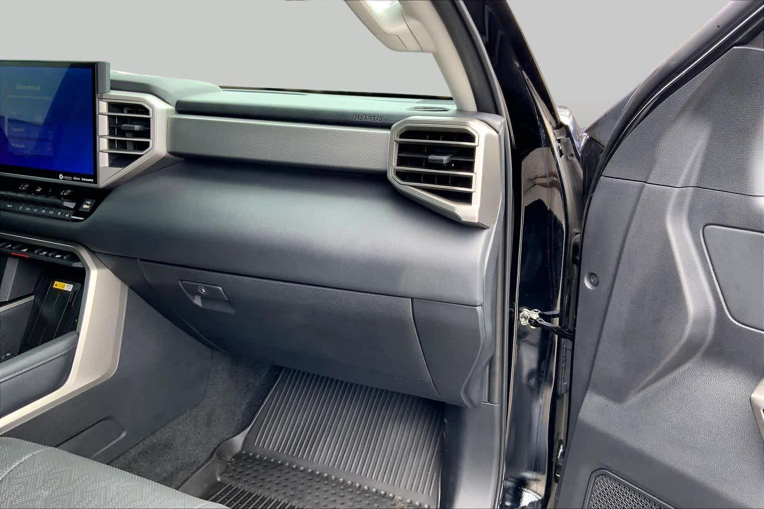Used 2023 Toyota Tundra Limited AWD/4WD image 18