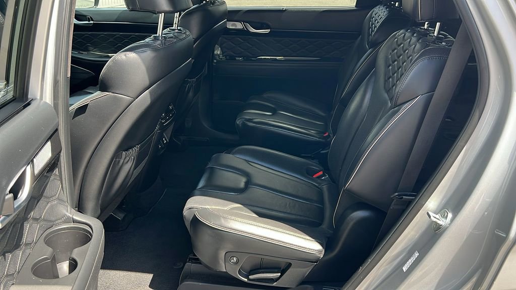 Used 2022 Hyundai Palisade Calligraphy w/ Cargo Package image 11