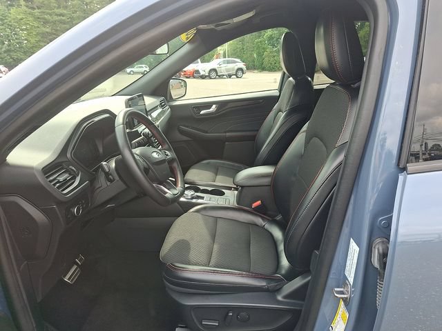 Certified 2024 Ford Escape ST-Line AWD/4WD image 13