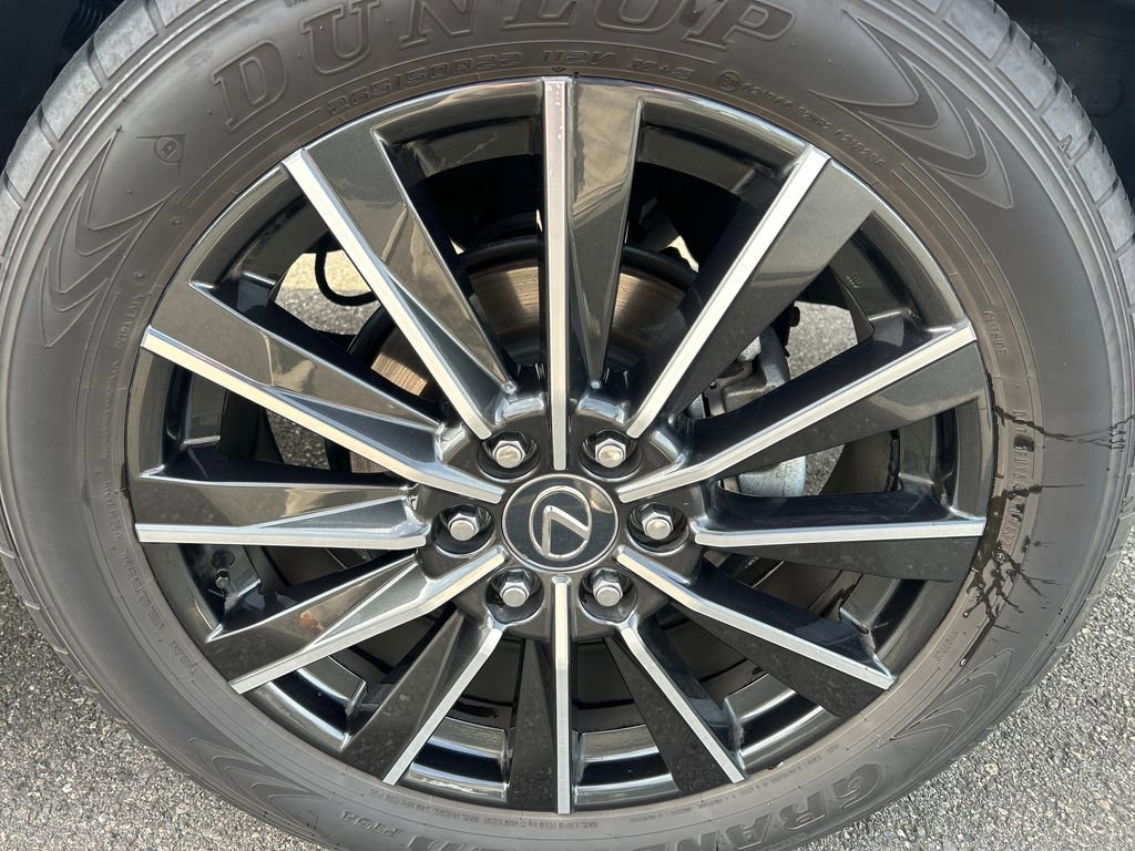 Used 2024 Lexus GX 550 w/ Cold Area Package AWD/4WD image 14