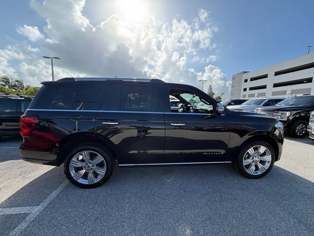 Certified 2024 Ford Expedition Platinum AWD/4WD image 8