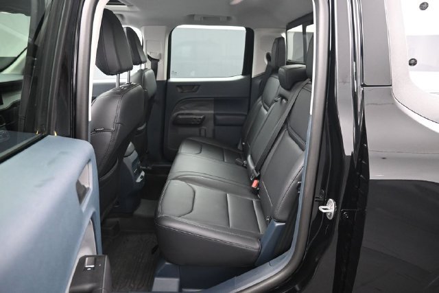 Certified 2025 Ford Maverick Lariat w/ Black Appearance Package AWD/4WD image 22