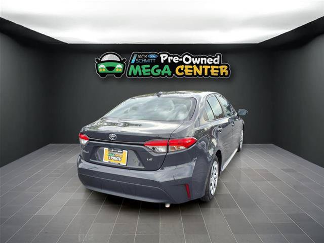 Used 2025 Toyota Corolla LE FWD image 22