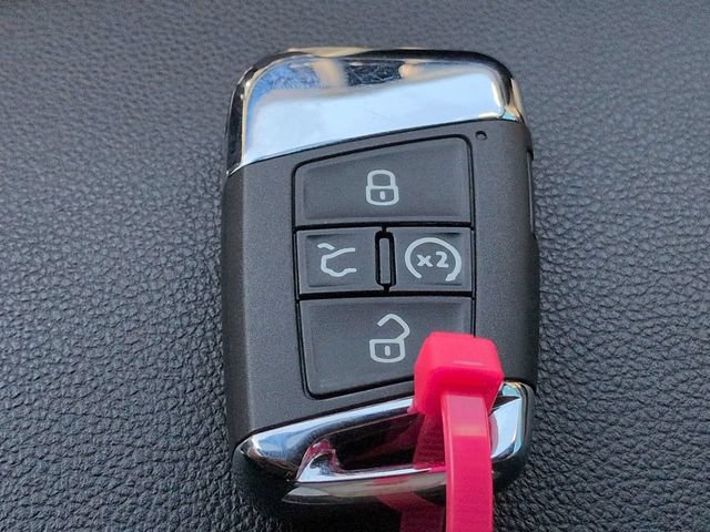 Used 2021 Volkswagen Atlas Cross Sport SE w/ V6 Towing Package FWD image 37