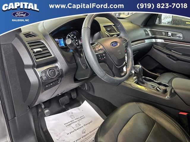 Certified 2019 Ford Explorer Limited w/ Ford Safe & Smart Package image 22