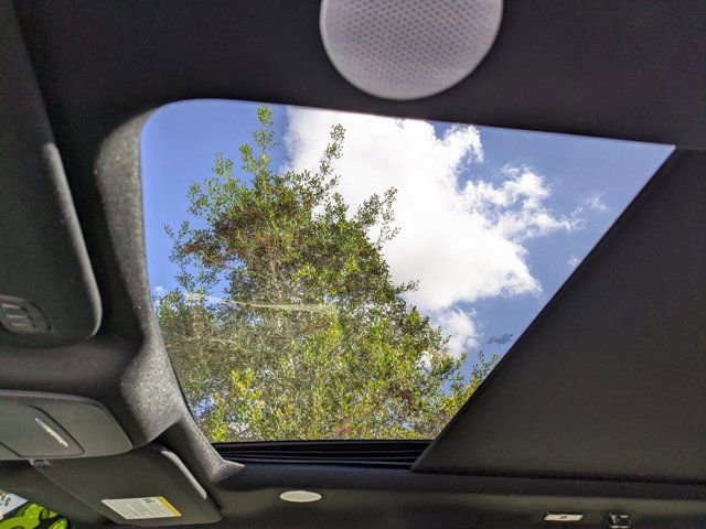 Certified 2023 Ford F150 Platinum w/ Equipment Group 701A High image 22