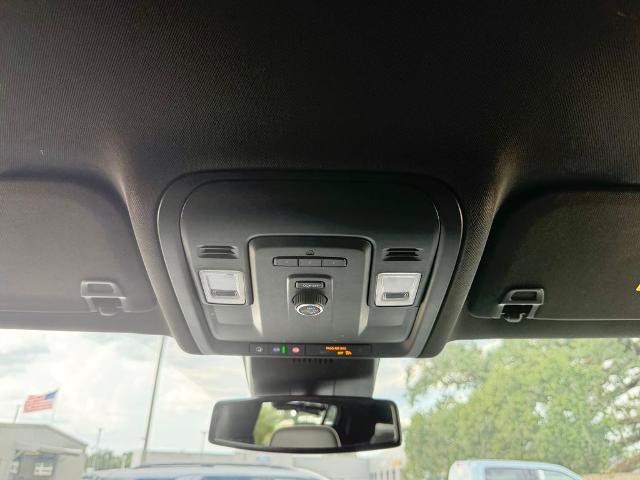 Used 2023 GMC Yukon XL SLT RWD image 20