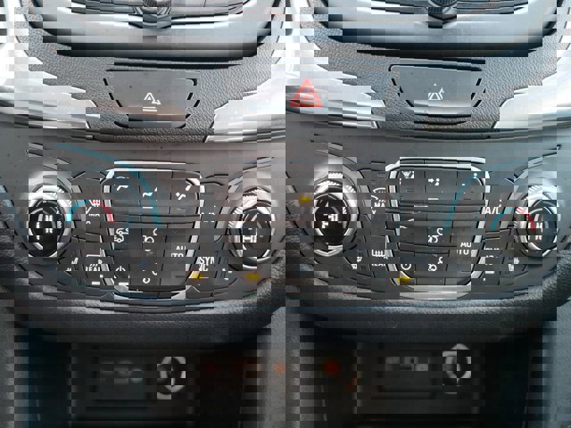 Used 2020 Chevrolet Equinox LT image 25