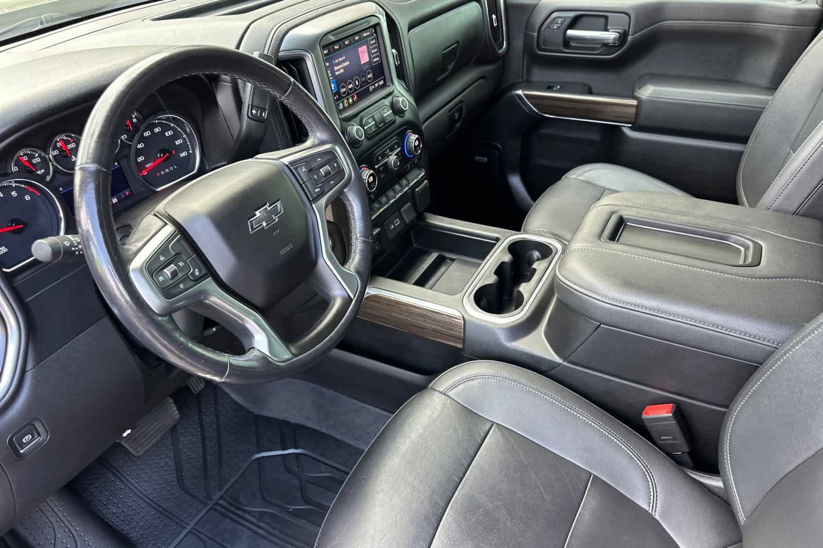 Used 2021 Chevrolet Silverado 1500 RST w/ Convenience Package II AWD/4WD image 11