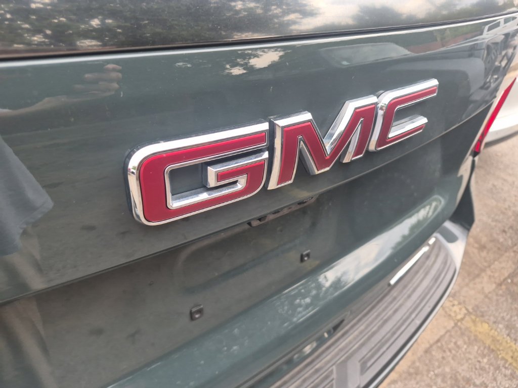 Used 2026 GMC Yukon AT4 w/ AT4 Premium Package AWD/4WD image 19