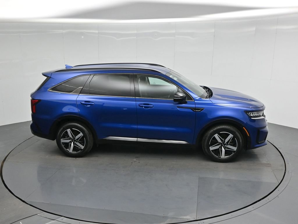 Used 2021 Kia Sorento EX image 11