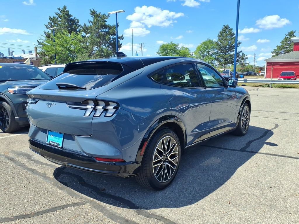 Certified 2024 Ford Mustang Mach-E Premium AWD/4WD image 5