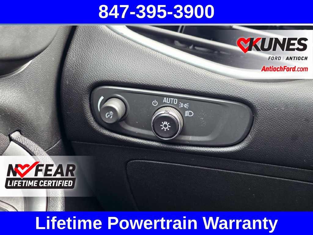 Used 2024 Chevrolet Malibu LT FWD image 38