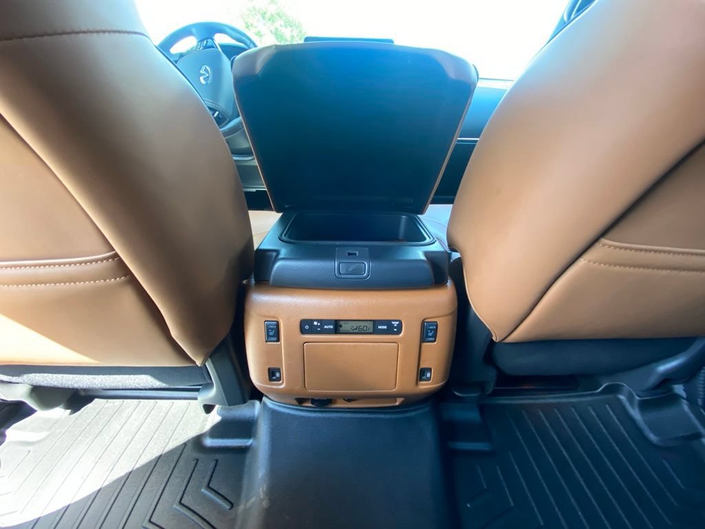 Used 2024 INFINITI QX80 Sensory AWD/4WD image 29