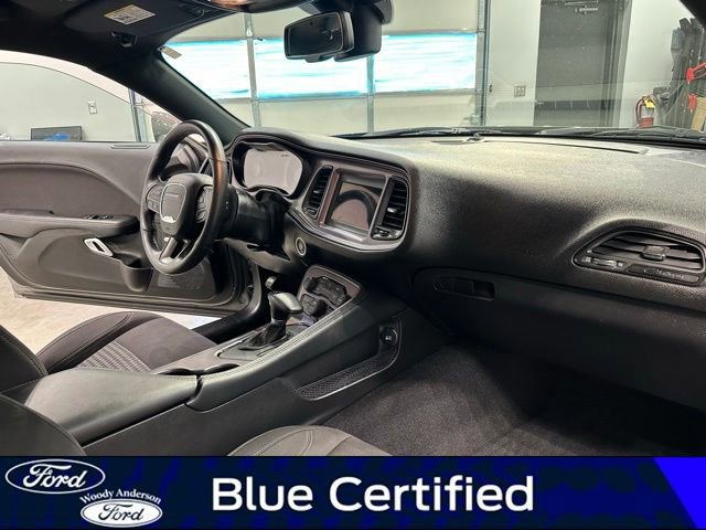 Used 2023 Dodge Challenger SXT w/ Blacktop Package image 26