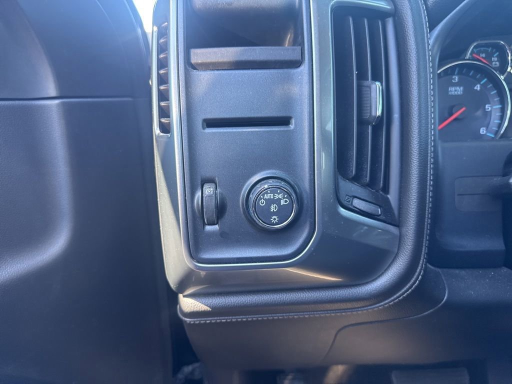 Used 2017 Chevrolet Silverado 1500 LTZ w/ LTZ Plus Package image 10