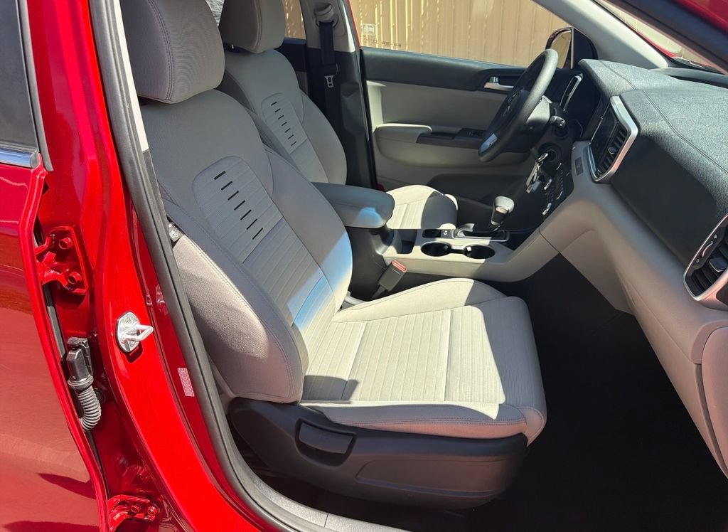 Used 2020 Kia Sportage LX w/ LX Popular Package FWD image 32