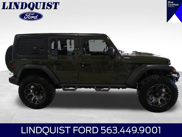 Used 2021 Jeep Wrangler Unlimited Sport AWD/4WD image 3