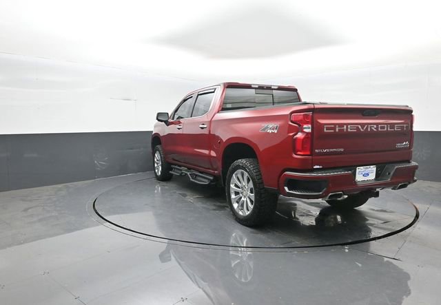 Used 2019 Chevrolet Silverado 1500 High Country w/ Technology Package AWD/4WD image 5