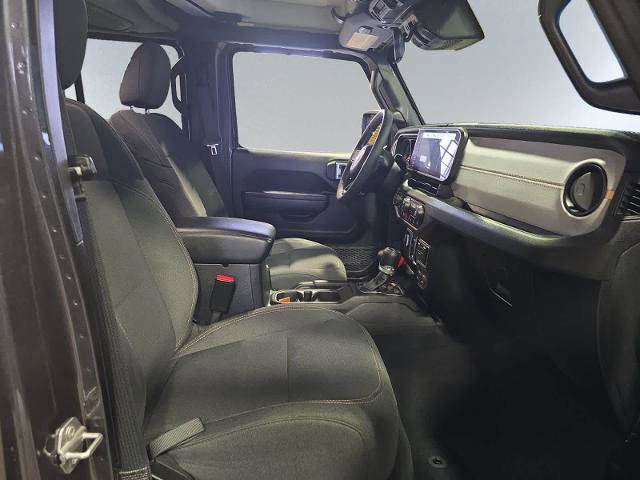 Used 2025 Jeep Wrangler Unlimited Sport AWD/4WD image 19