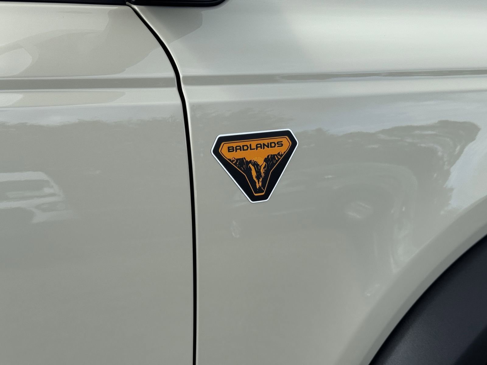 Certified 2025 Ford Bronco Badlands AWD/4WD image 9