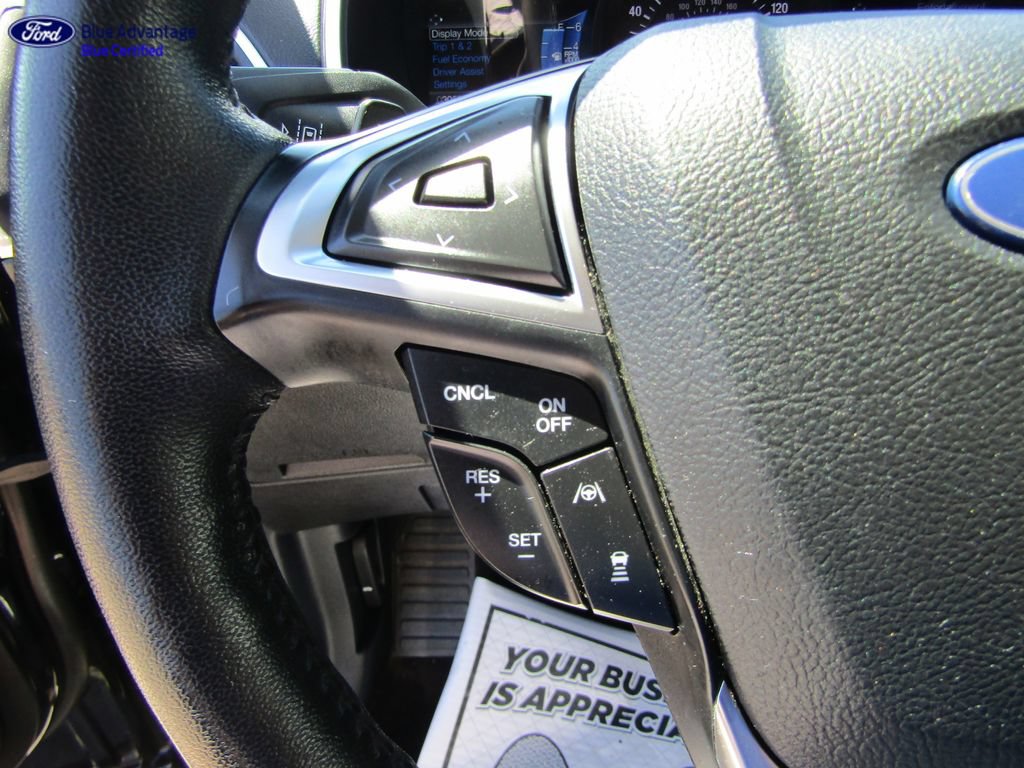Certified 2019 Ford Edge Titanium w/ Cold Weather Package AWD/4WD image 34