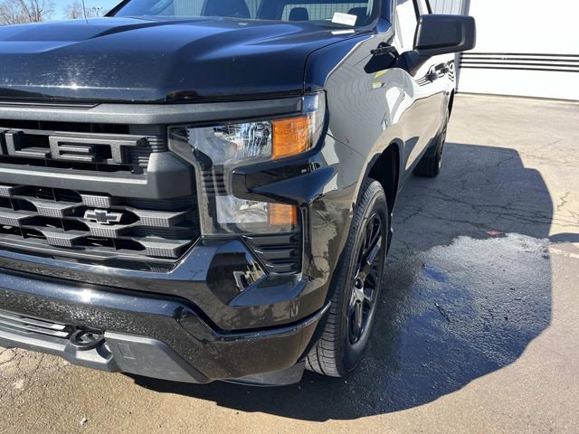 Used 2023 Chevrolet Silverado 1500 Custom w/ LPO, Dark Essentials Package image 9