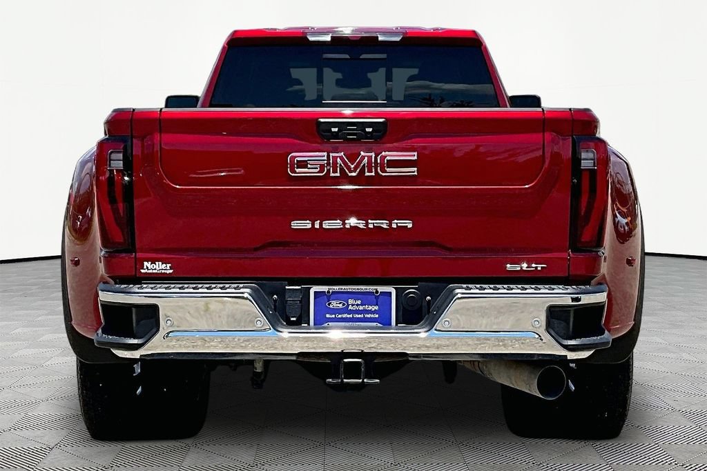 Used 2025 GMC Sierra 3500 SLT w/ SLT Premium Package AWD/4WD image 4