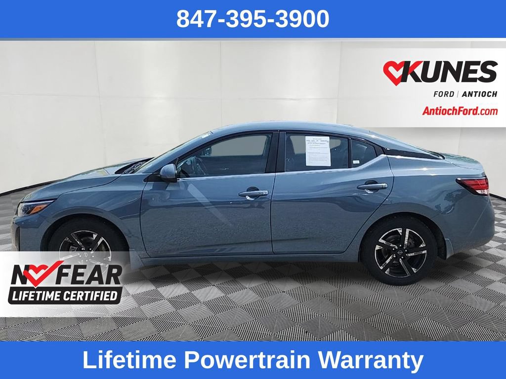 Used 2024 Nissan Sentra SV FWD image 3