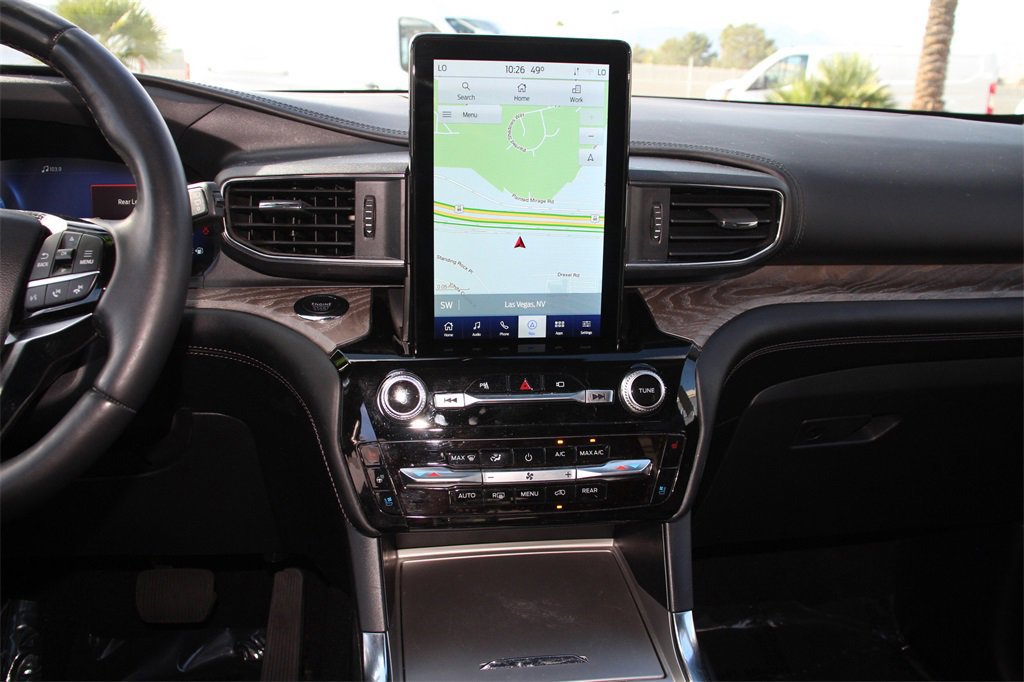 Certified 2022 Ford Explorer Platinum w/ Equipment Group 601A image 17