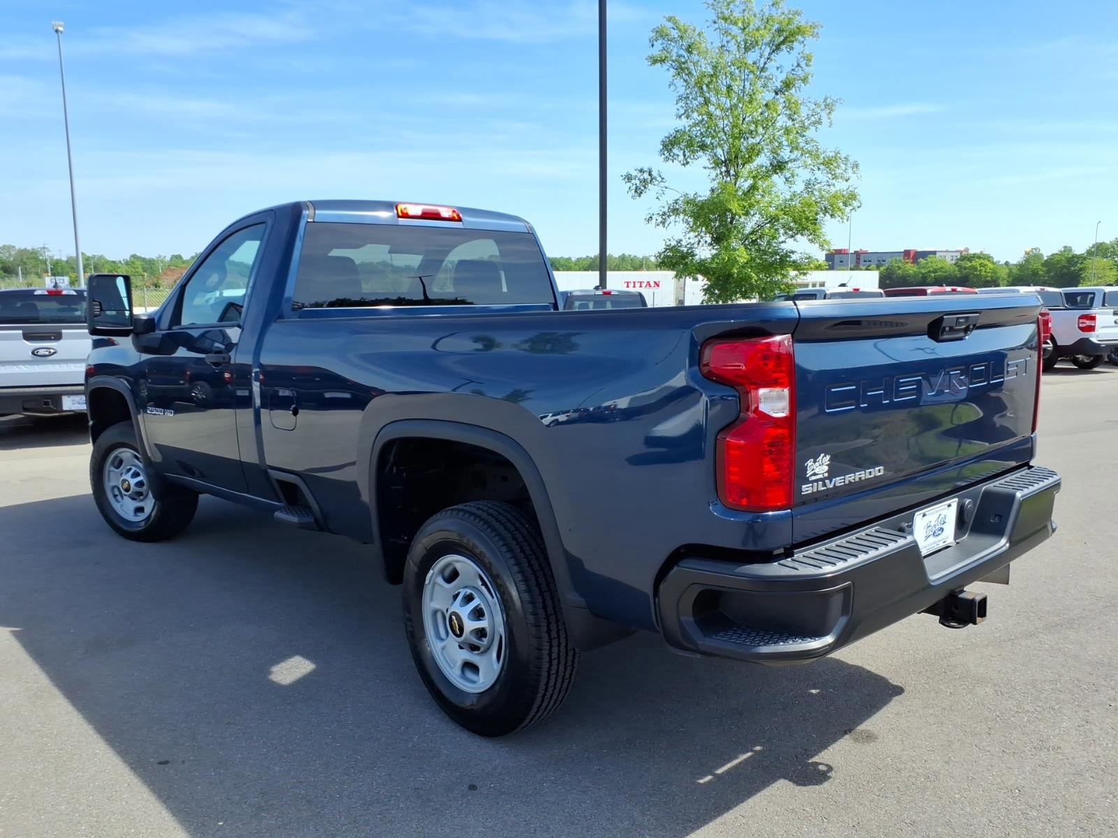 Used 2021 Chevrolet Silverado 2500 W/T w/ WT Convenience Package image 3
