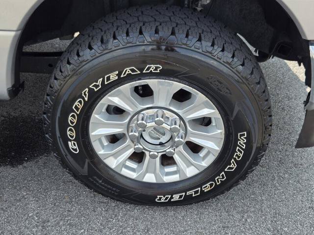 Certified 2020 Ford F250 XLT w/ XLT Value Package AWD/4WD image 21