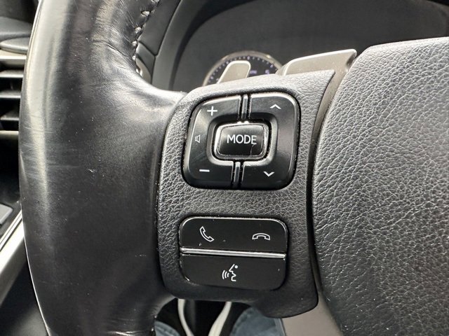 Used 2018 Lexus IS 300 AWD image 20