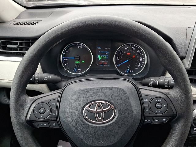 Used 2021 Toyota RAV4 XLE w/ Convenience Package image 19
