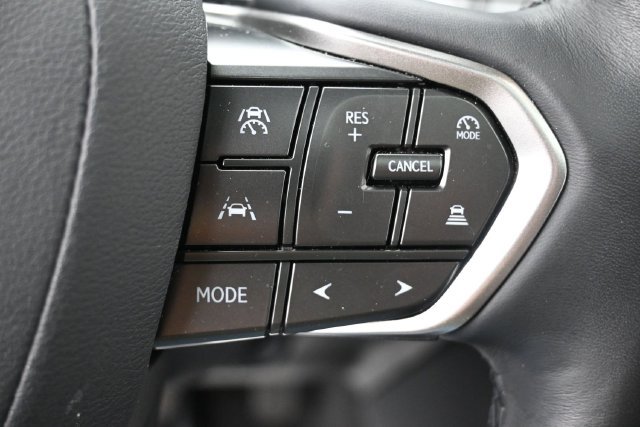 Used 2025 Lexus GX 550 w/ Accessory Package (2T) AWD/4WD image 16