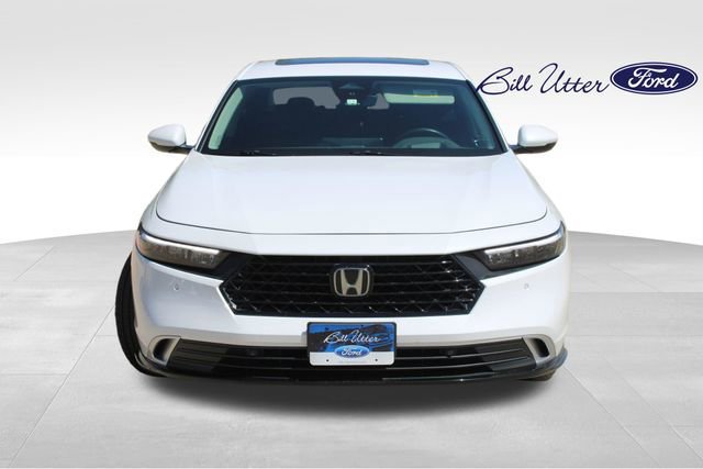 Used 2024 Honda Accord Touring image 8