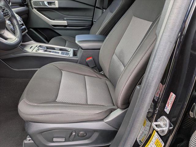 Certified 2023 Ford Explorer XLT RWD image 14